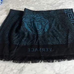 Beautiful Versace scarf, black and teal